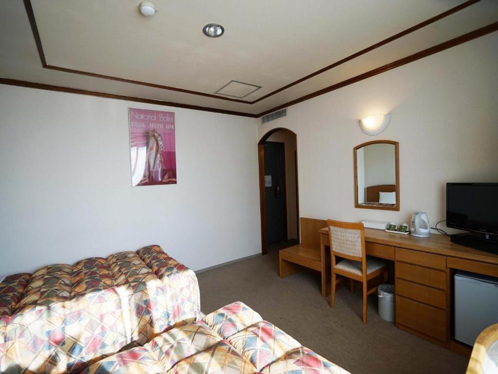 Neyagawa Trend Hotel Osaka Dış mekan fotoğraf